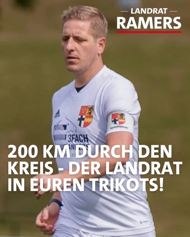 👆 In euren Farben durch den Kreis Euskirchen - heute in einer Woche bin ich schon unterwegs auf meiner 200 km Tour und da braucht es natürlich passende Outfits 🎽
Trikots und Shirts gibt’s natürlich gewaschen zurück 🤞😉
Also schreibt mir gerne, wenn ihr mit eurem Vereinstrikot Teil der Tour sein wollt!