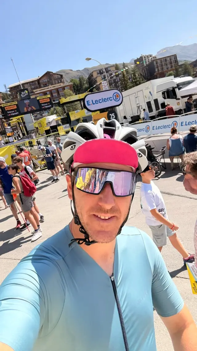 Was man im Urlaub so macht…bisschen Tour de France Luft schnuppern 😎🚴